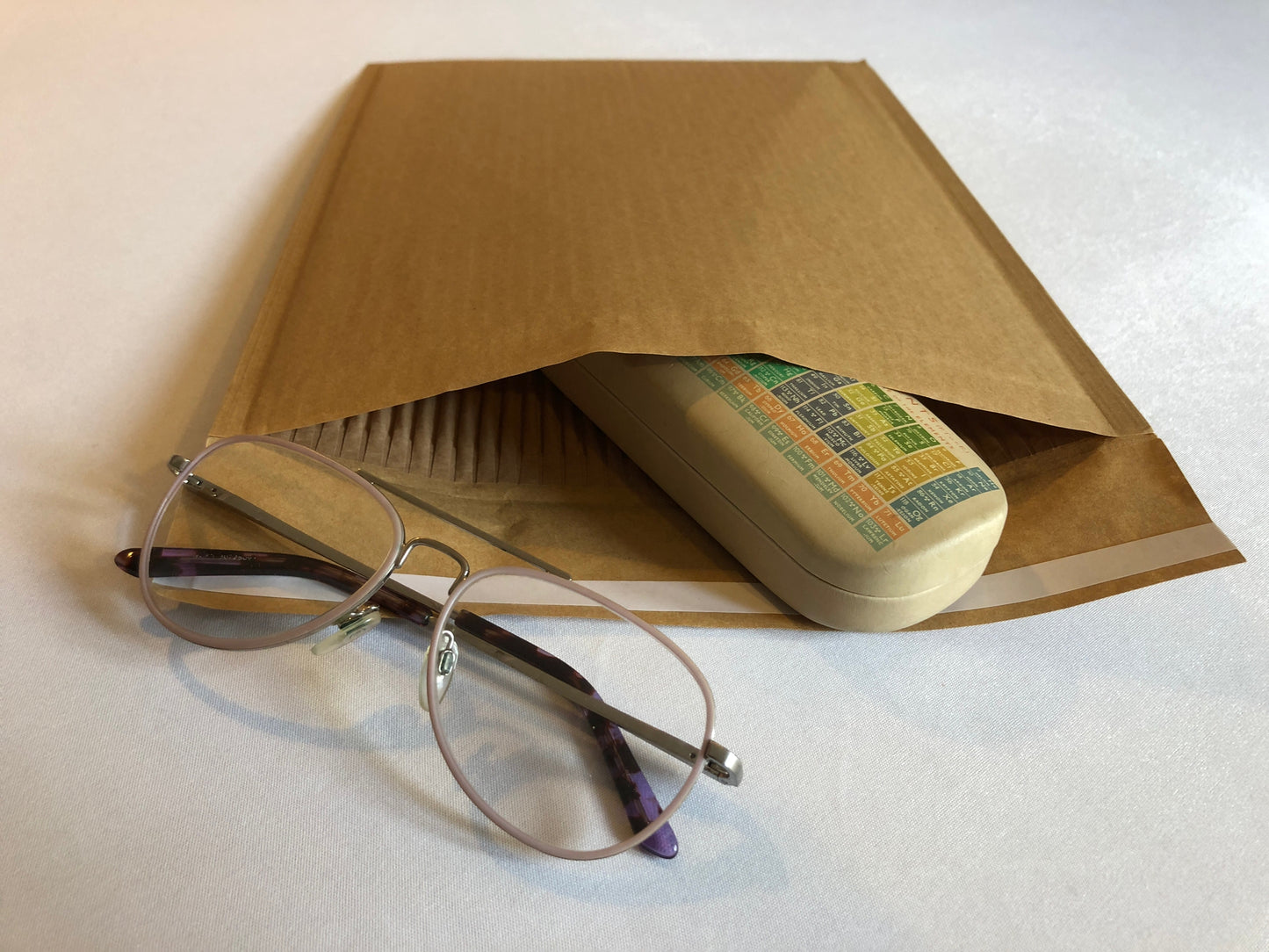 150 x 215mm Enviroflute White Peel & Seal Padded Pocket EF0/C